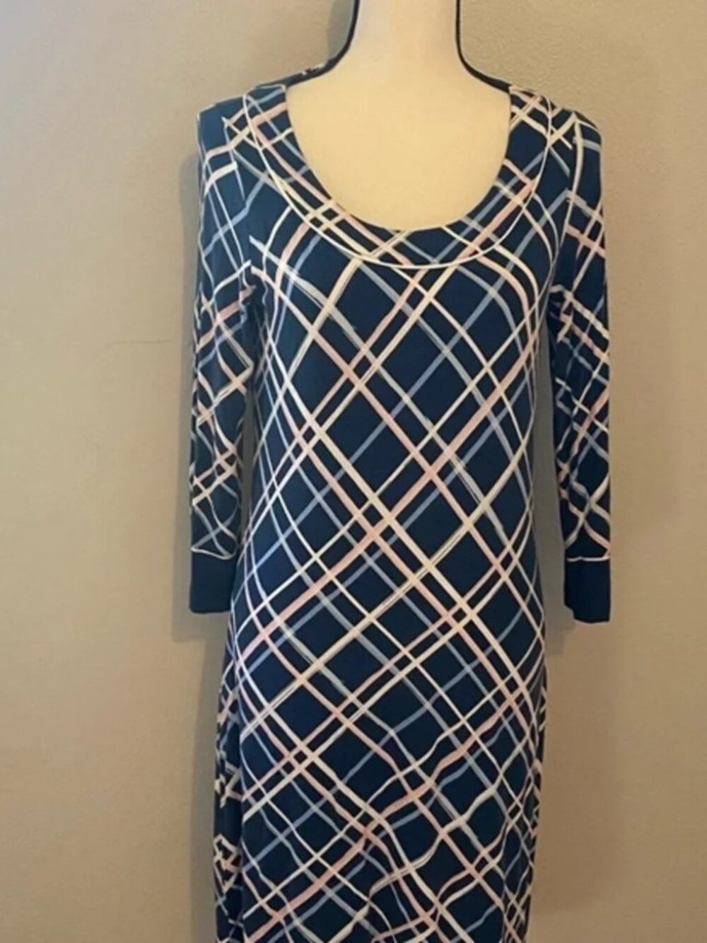 Vineyard vines dress